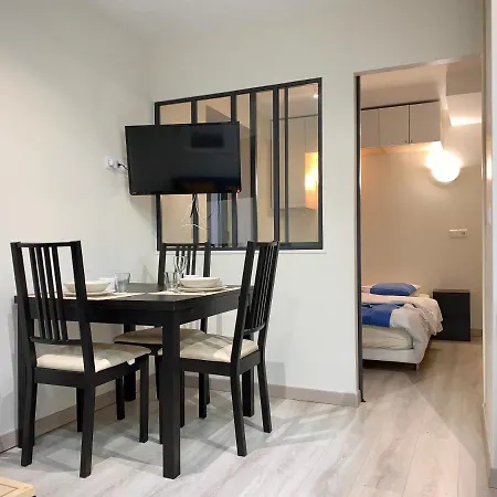 Apartamento La Longère, Proche Hec, Versailles, Parking Privé Gratuit