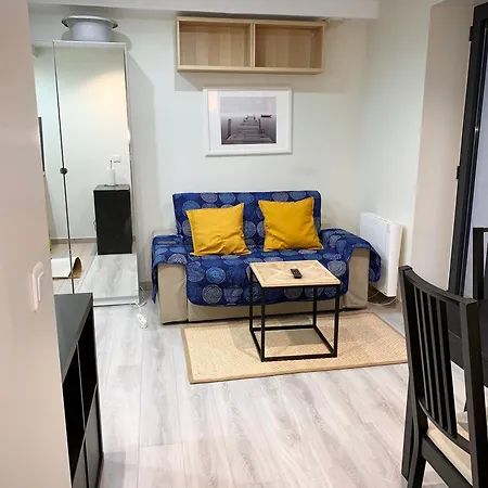 La Longere, Proche Hec, Versailles, Parking Prive Gratuit Apartment